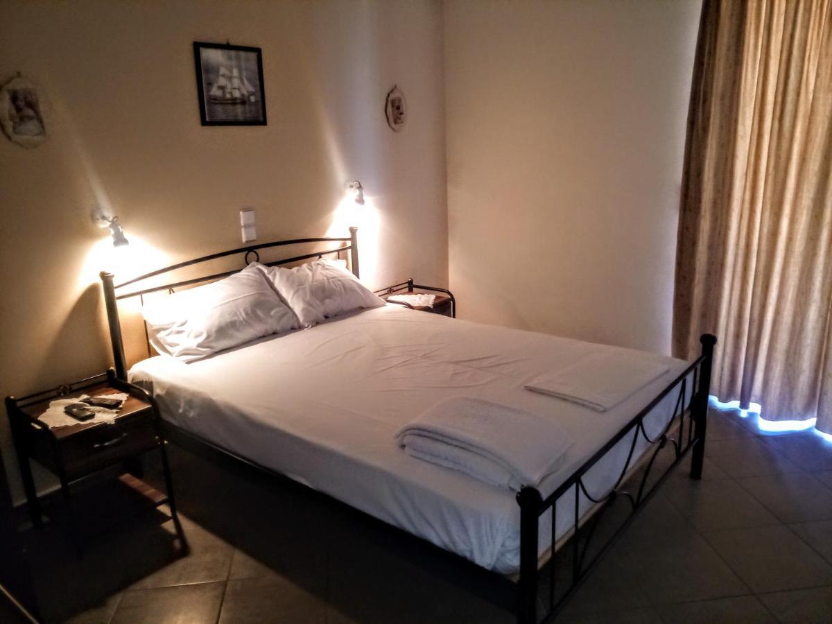 Evgenia Rooms Skála Екстериор снимка