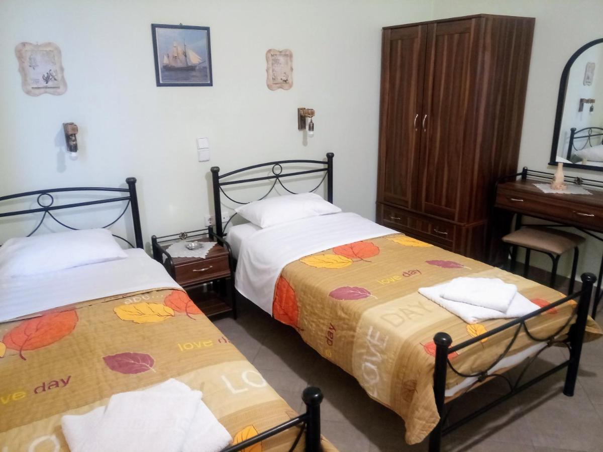 Evgenia Rooms Skála Екстериор снимка