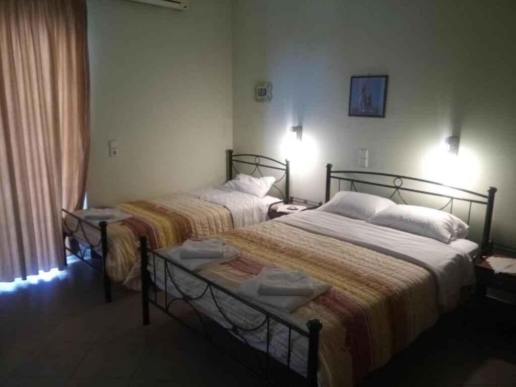 Evgenia Rooms Skála Екстериор снимка