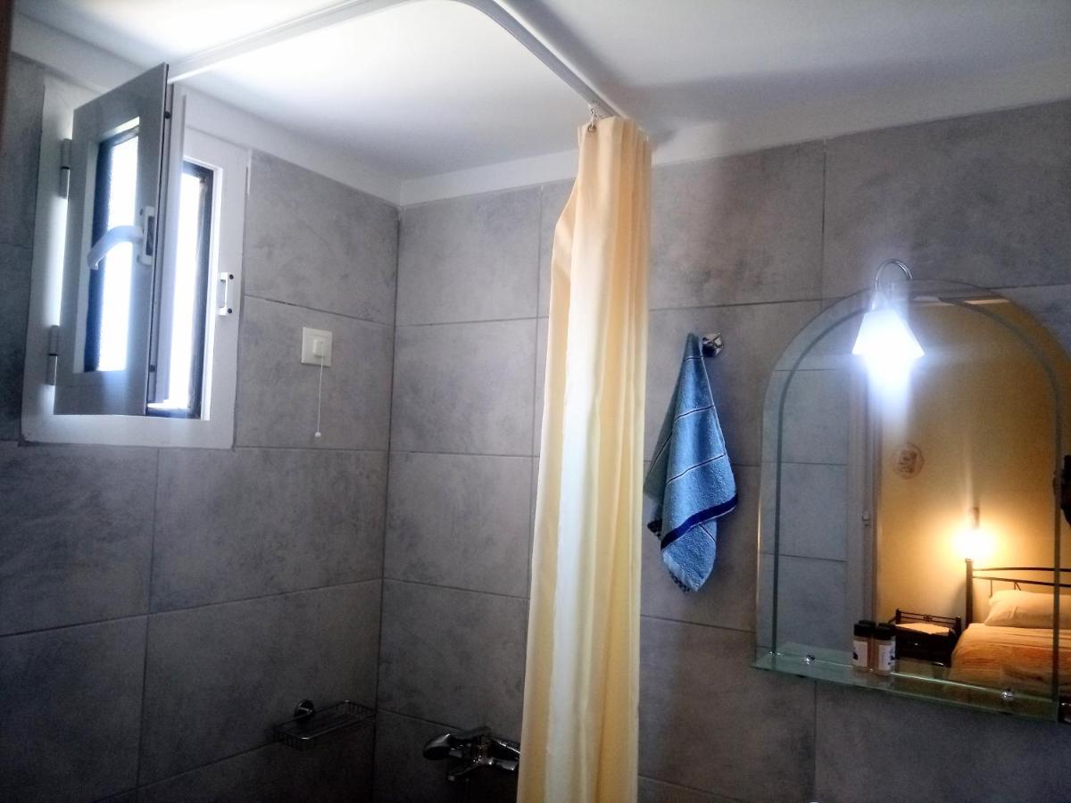 Evgenia Rooms Skála Стая снимка