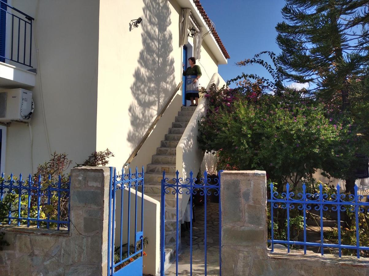 Evgenia Rooms Skála Екстериор снимка