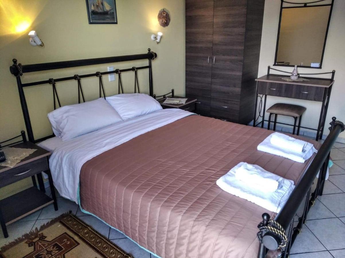 Evgenia Rooms Skála Екстериор снимка