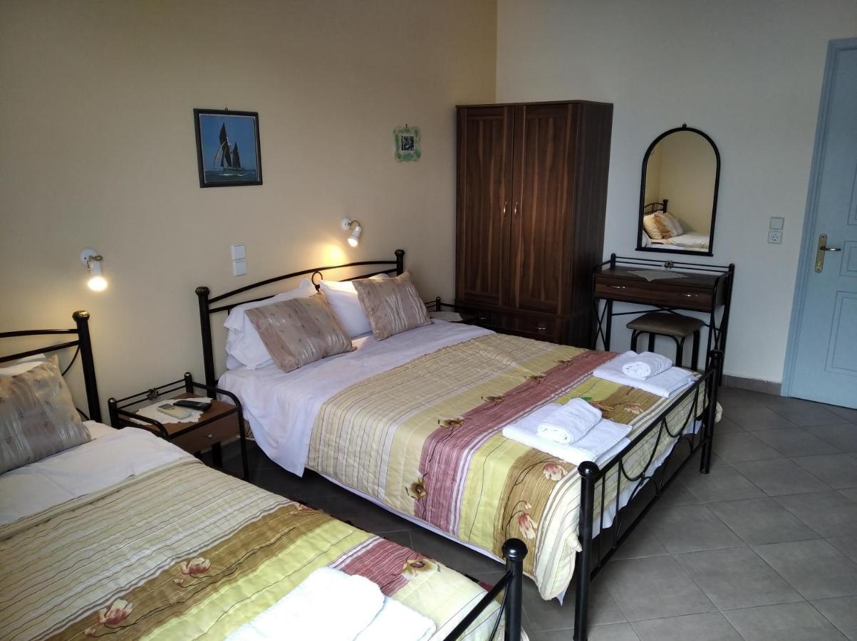 Evgenia Rooms Skála Стая снимка